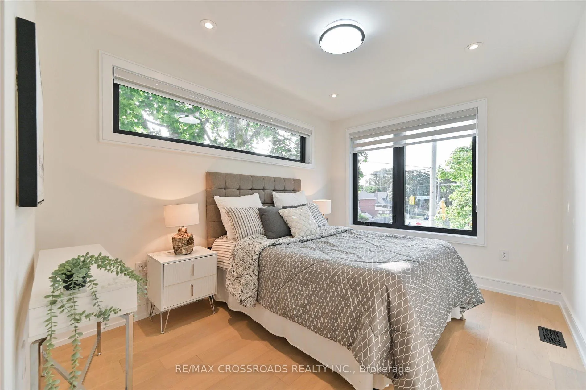 Photo 22 of 157 O'connor Drive, Toronto, East York — HOMEH