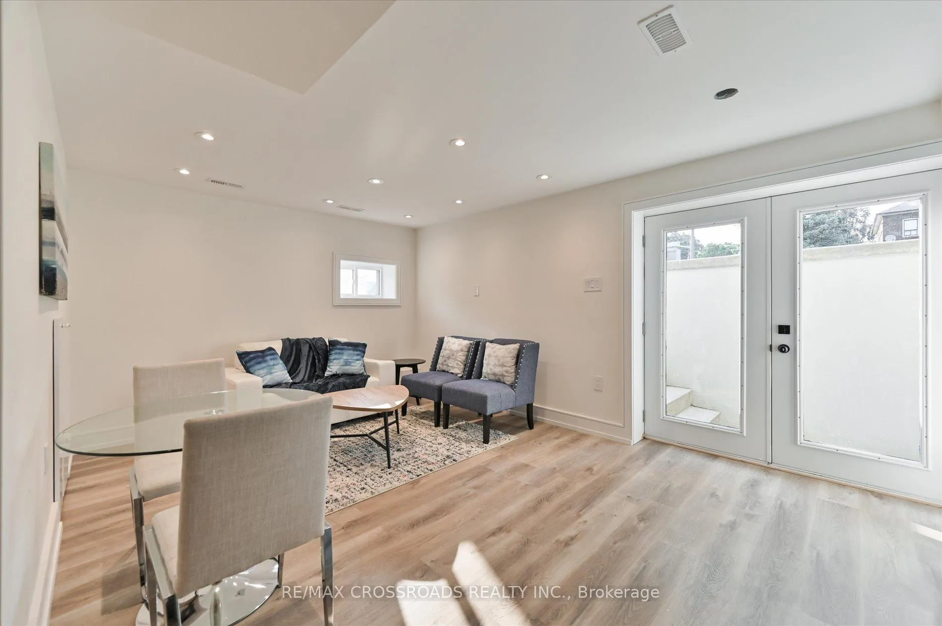 Photo 27 of 157 O'connor Drive, Toronto, East York — HOMEH
