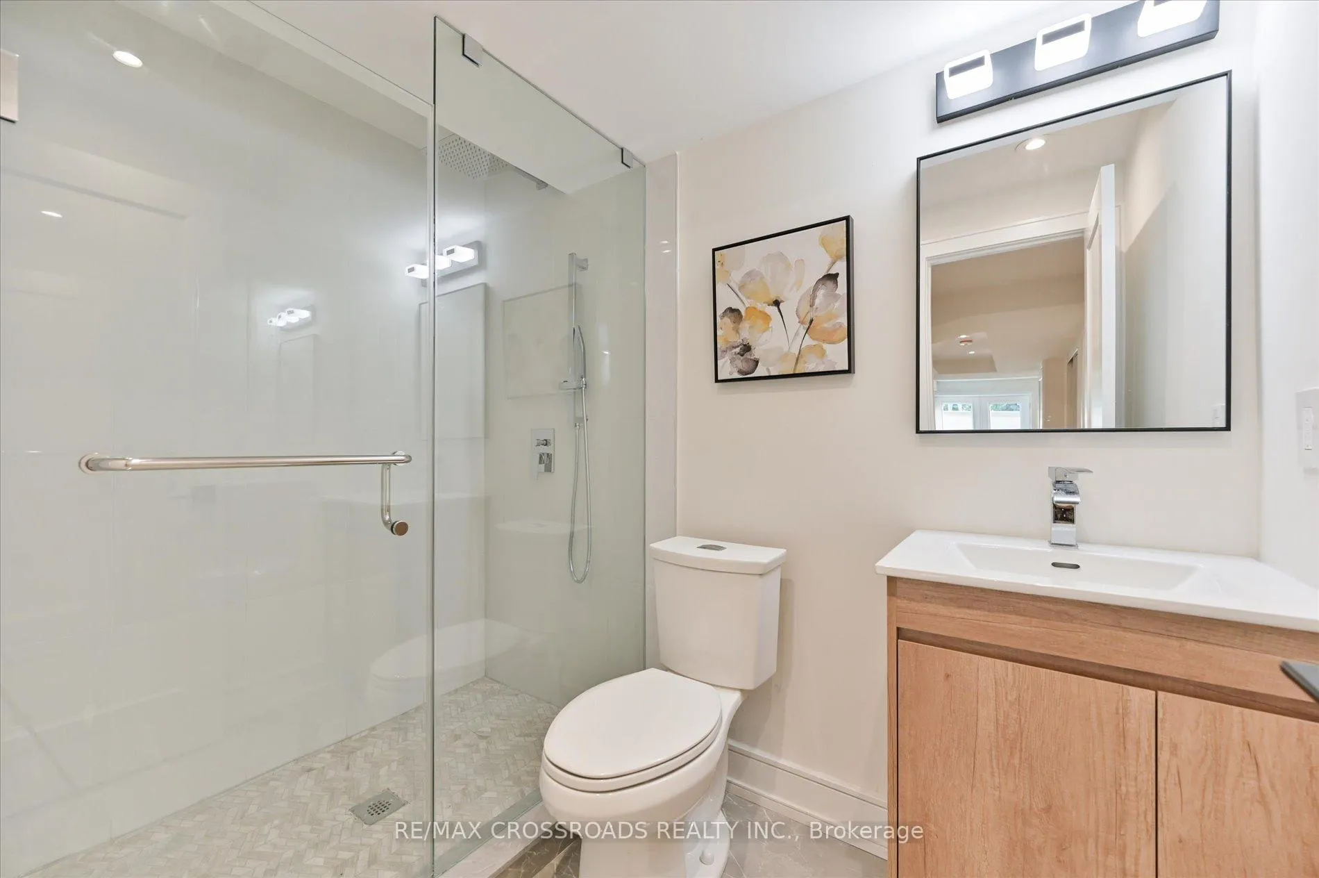 Photo 35 of 157 O'connor Drive, Toronto, East York — HOMEH