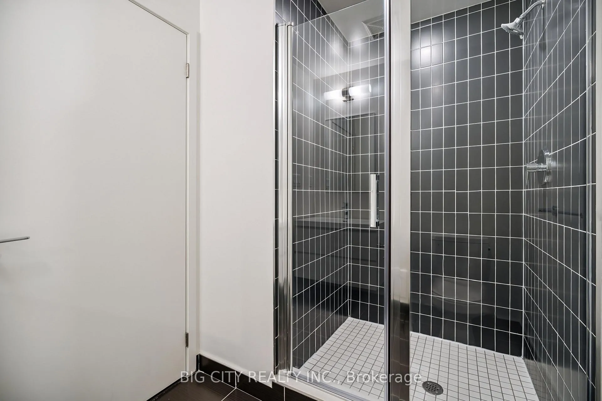 Photo 11 of Unit 2413, 56 Andre De Grasse Street, Markham, Unionville — HOMEH