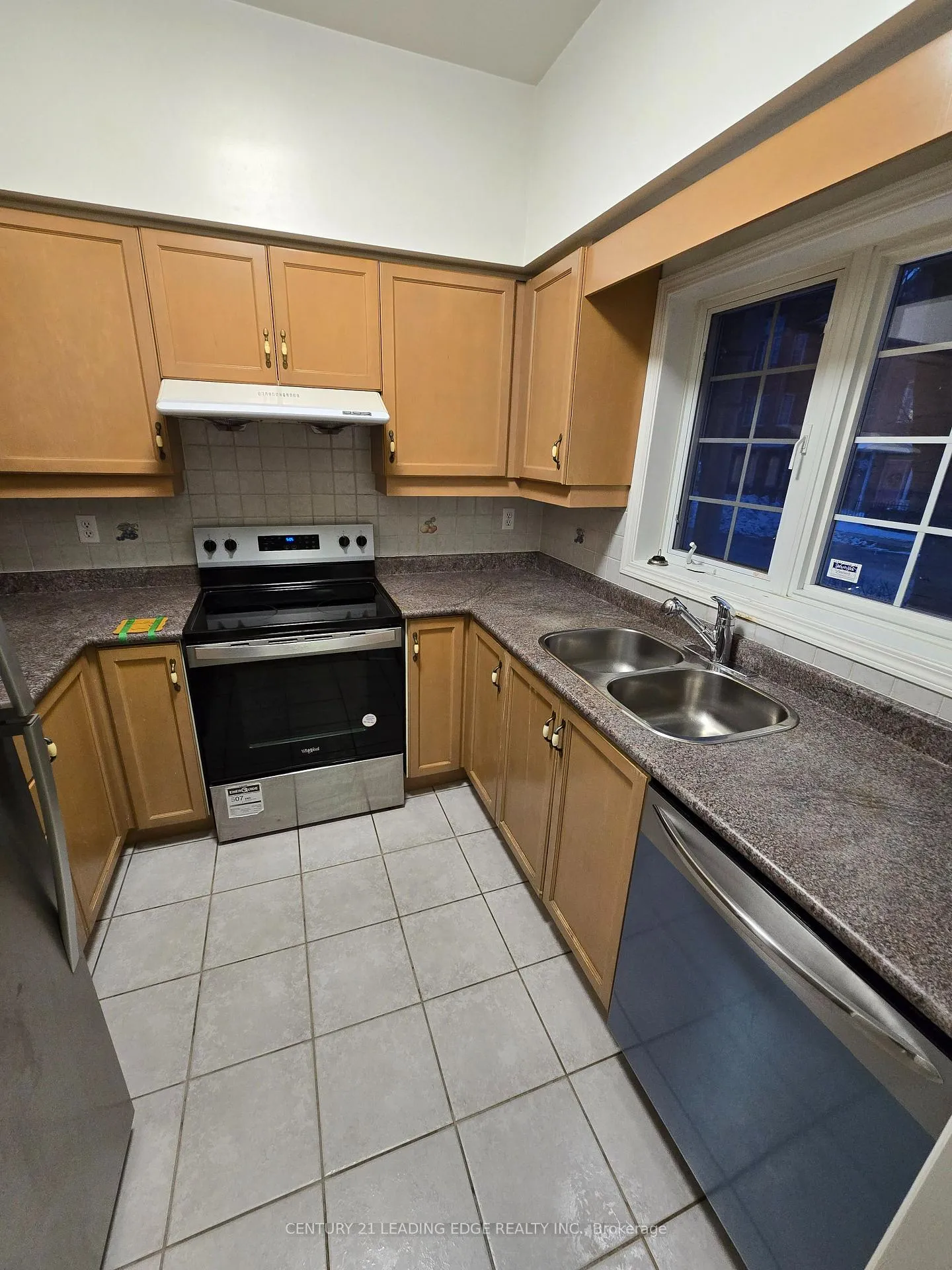 Photo 12 of Unit 3A, 14 St. Moritz Way, Markham, Unionville — HOMEH