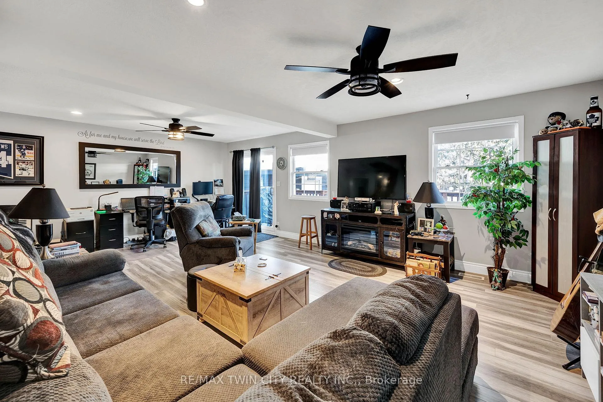 Photo 13 of 54 Theresa Street, Kitchener — HOMEH