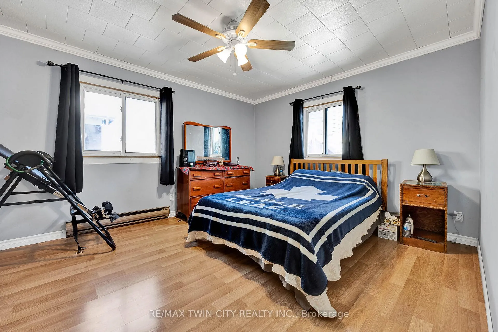 Photo 16 of 54 Theresa Street, Kitchener — HOMEH