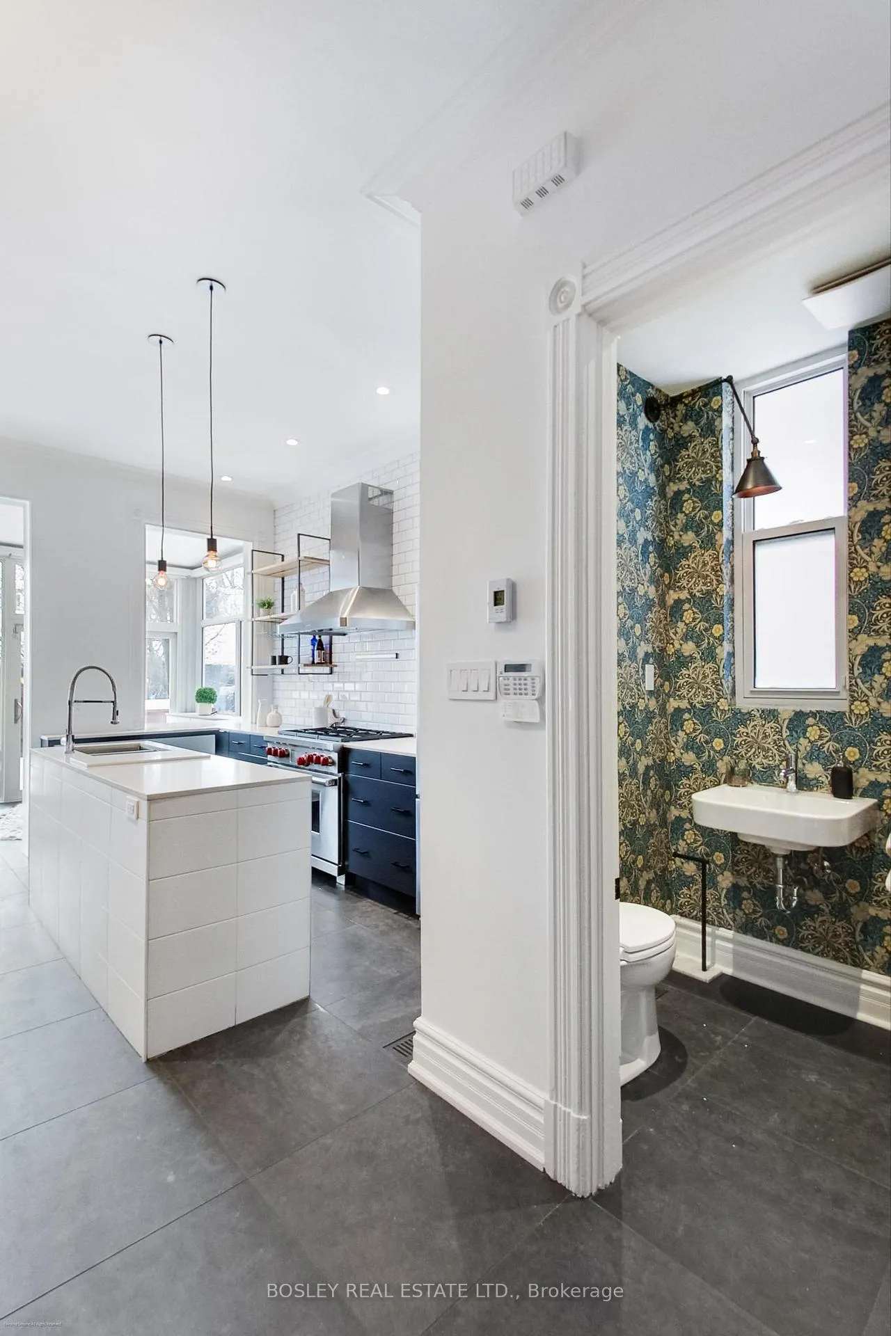 Photo 10 of 282 Crawford Street, Toronto, Trinity-Bellwoods — HOMEH
