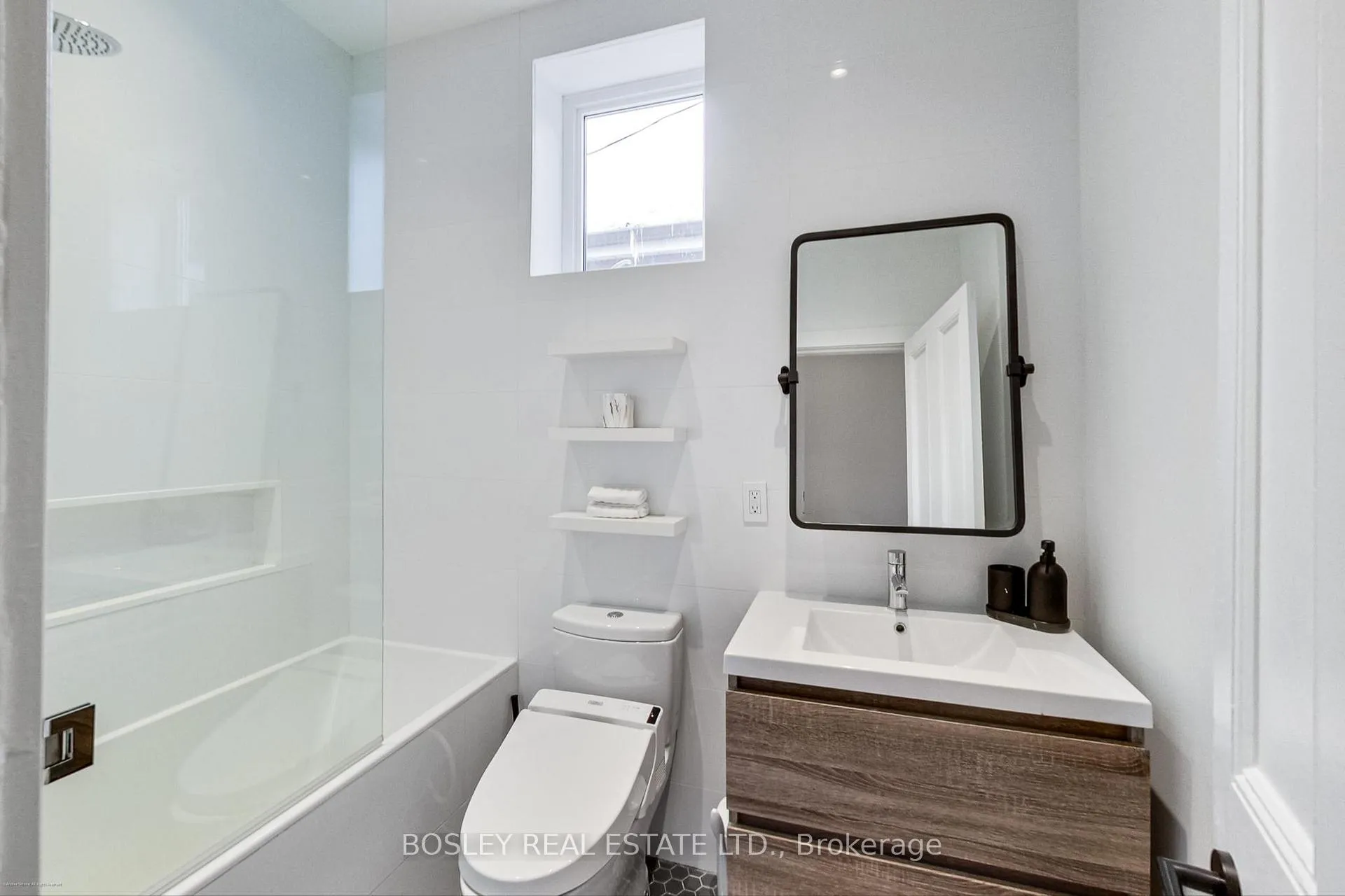 Photo 21 of 282 Crawford Street, Toronto, Trinity-Bellwoods — HOMEH