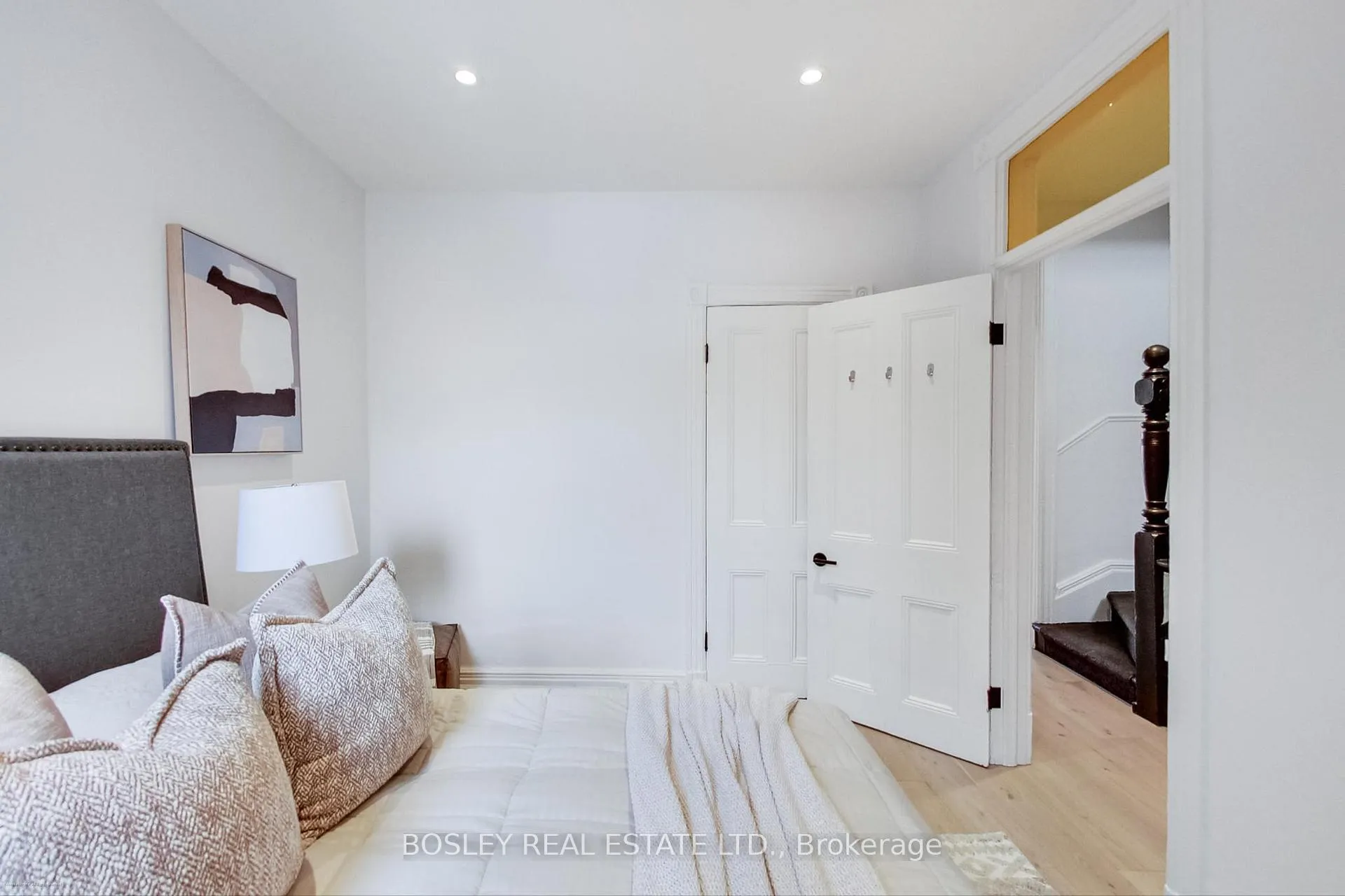 Photo 24 of 282 Crawford Street, Toronto, Trinity-Bellwoods — HOMEH