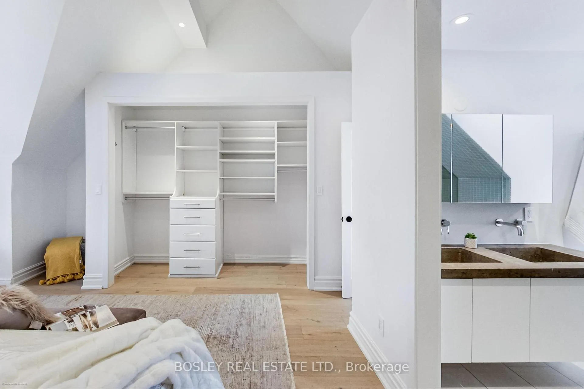 Photo 29 of 282 Crawford Street, Toronto, Trinity-Bellwoods — HOMEH