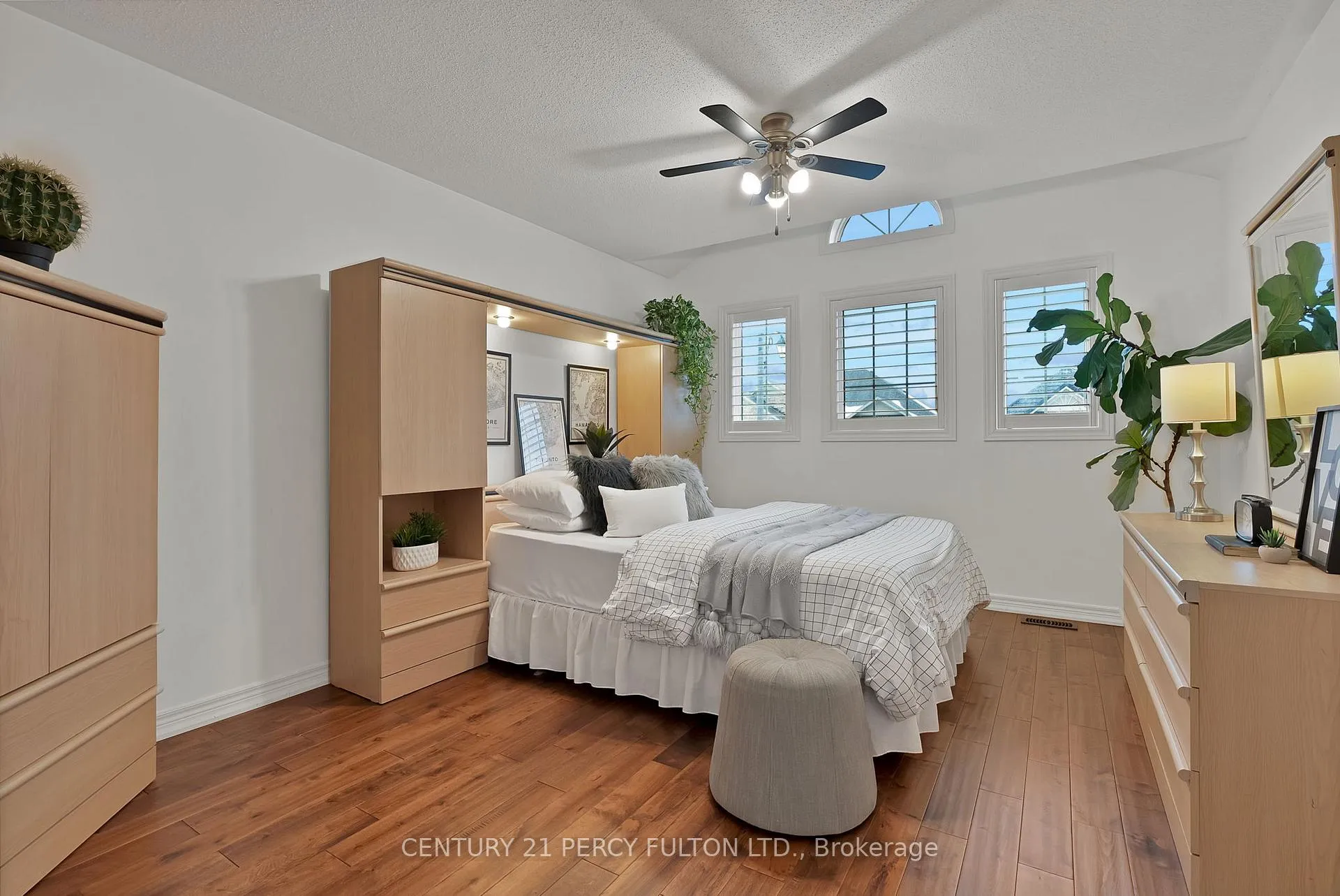 Photo 28 of 4 Berger Avenue, Markham, Box Grove — HOMEH