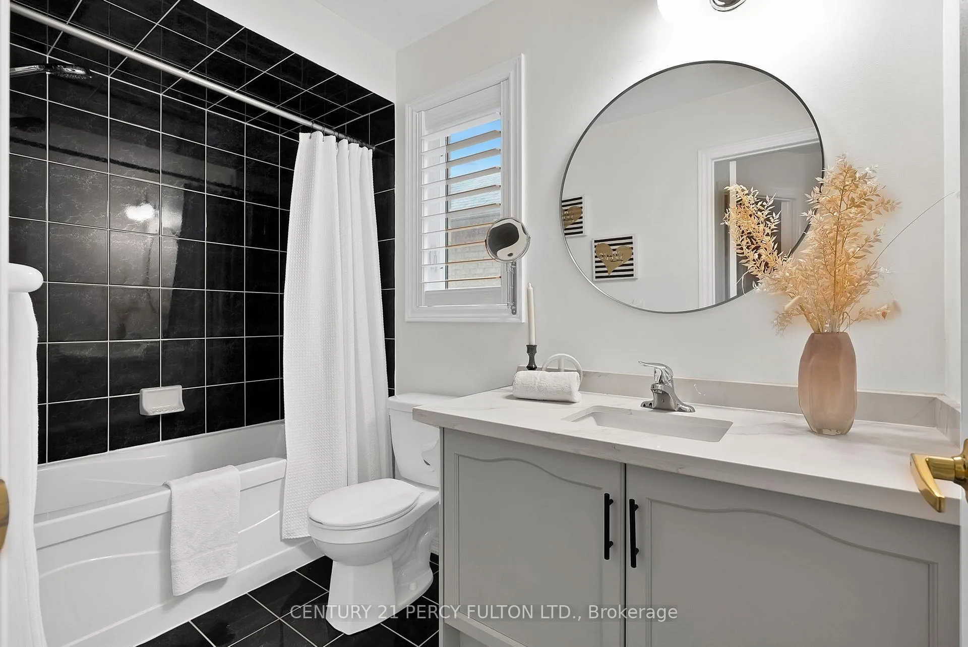 Photo 30 of 4 Berger Avenue, Markham, Box Grove — HOMEH