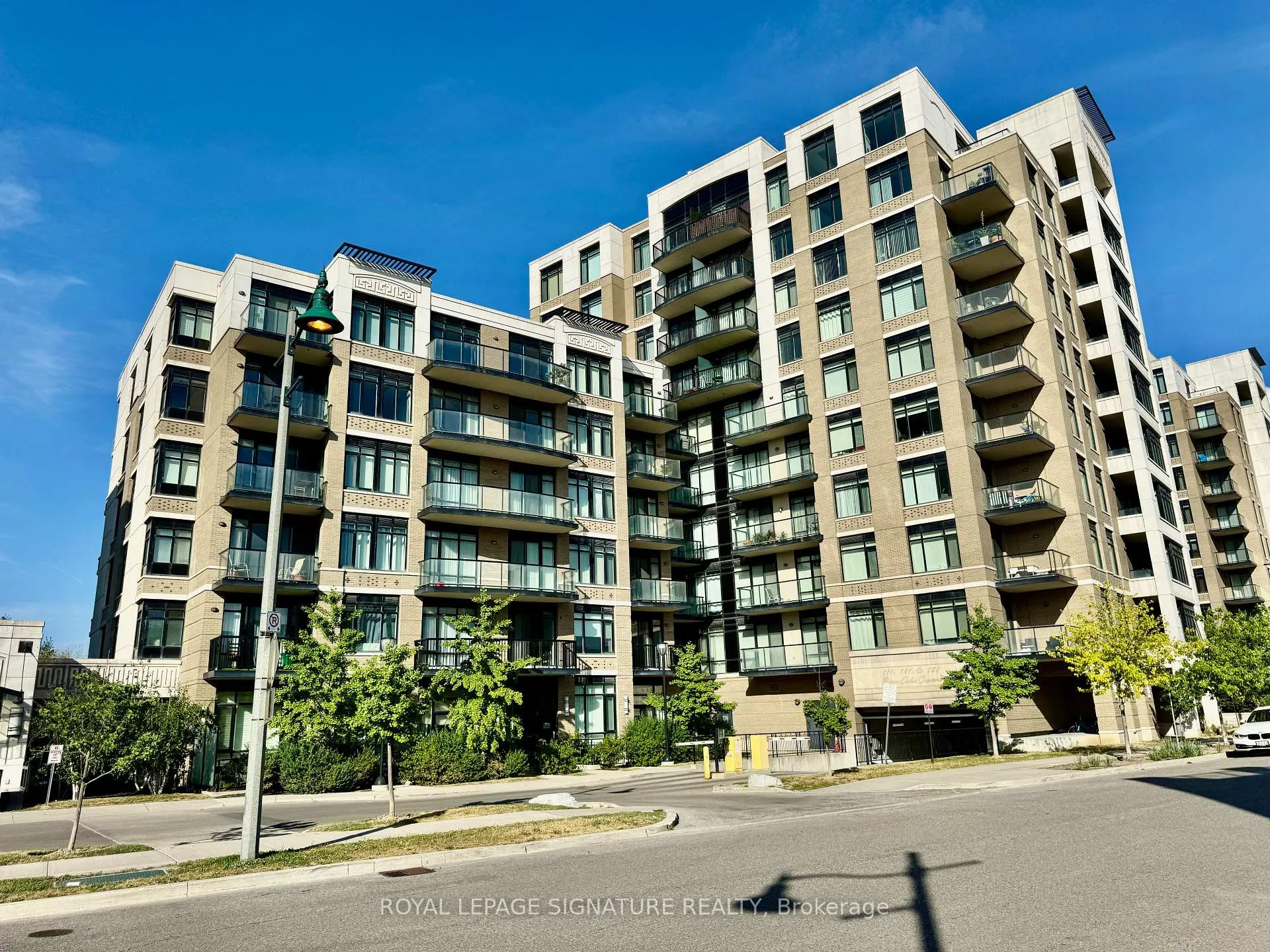 Photo 1 of Unit 306, 131 Upper Duke Crescent, Markham, Unionville — HOMEH