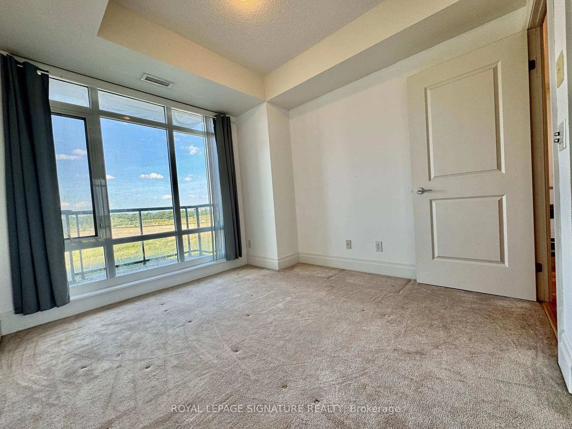 Photo 14 of Unit 306, 131 Upper Duke Crescent, Markham, Unionville — HOMEH