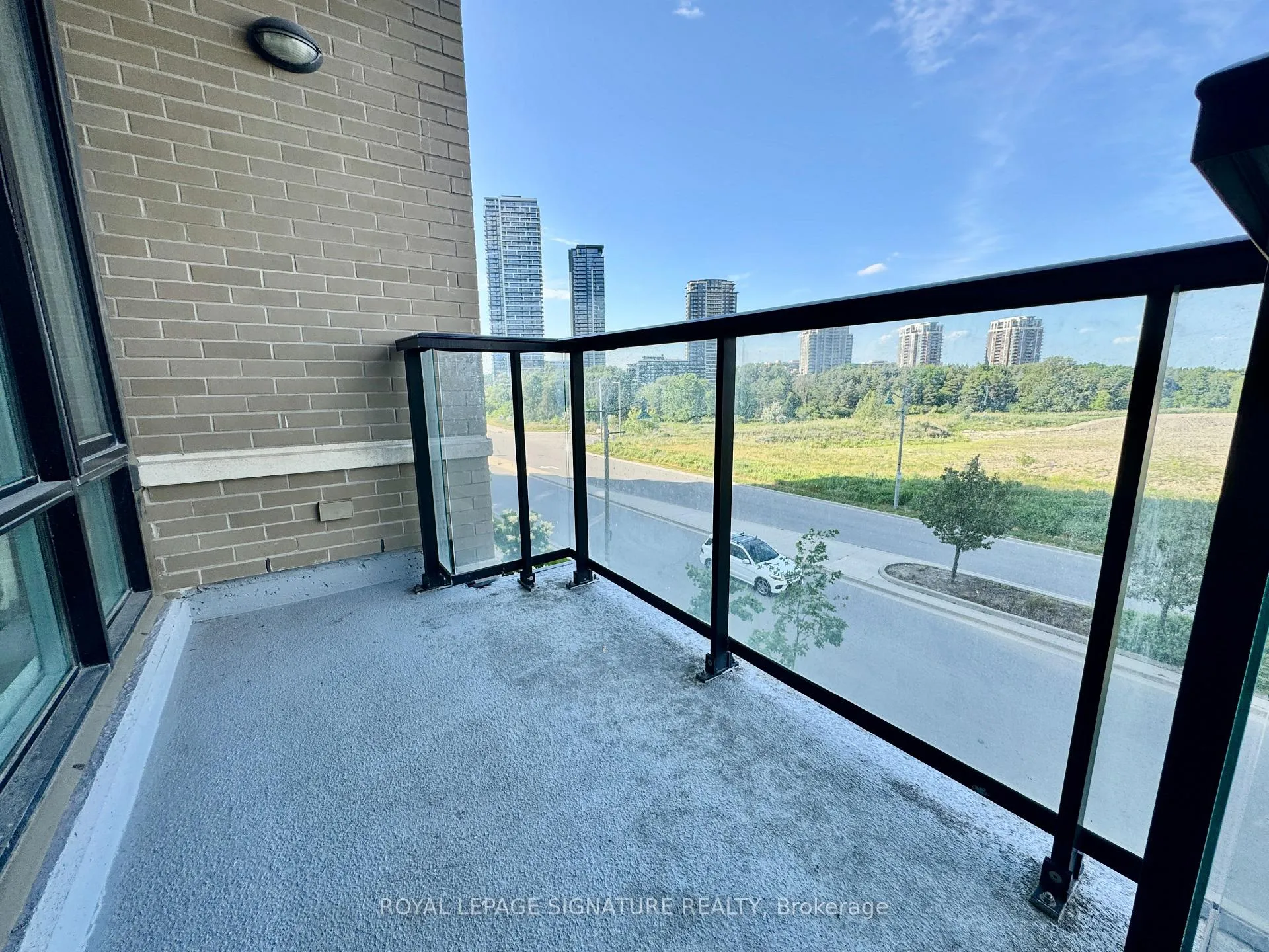 Photo 15 of Unit 306, 131 Upper Duke Crescent, Markham, Unionville — HOMEH