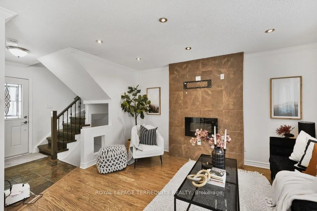 Photo 6 of 178 Radford Drive, Ajax, Central West — HOMEH
