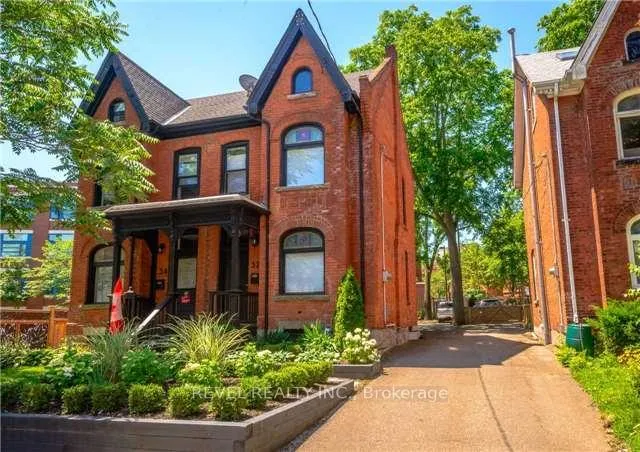Photo 2 of 32 Main Street, Hamilton, Dundas — HOMEH