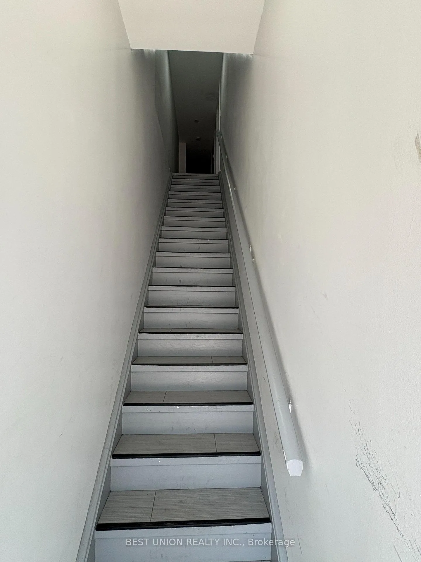 Photo 2 of Unit unit 1, 420 Queen Street W, Toronto, Kensington-Chinatown — HOMEH