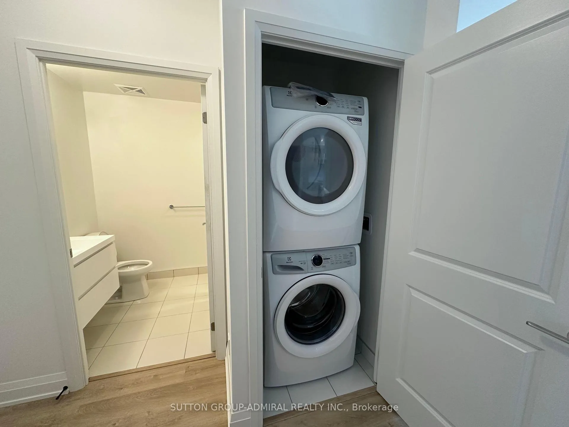 Photo 10 of Unit 2414, 56 Andre De Grasse Street, Markham, Unionville — HOMEH