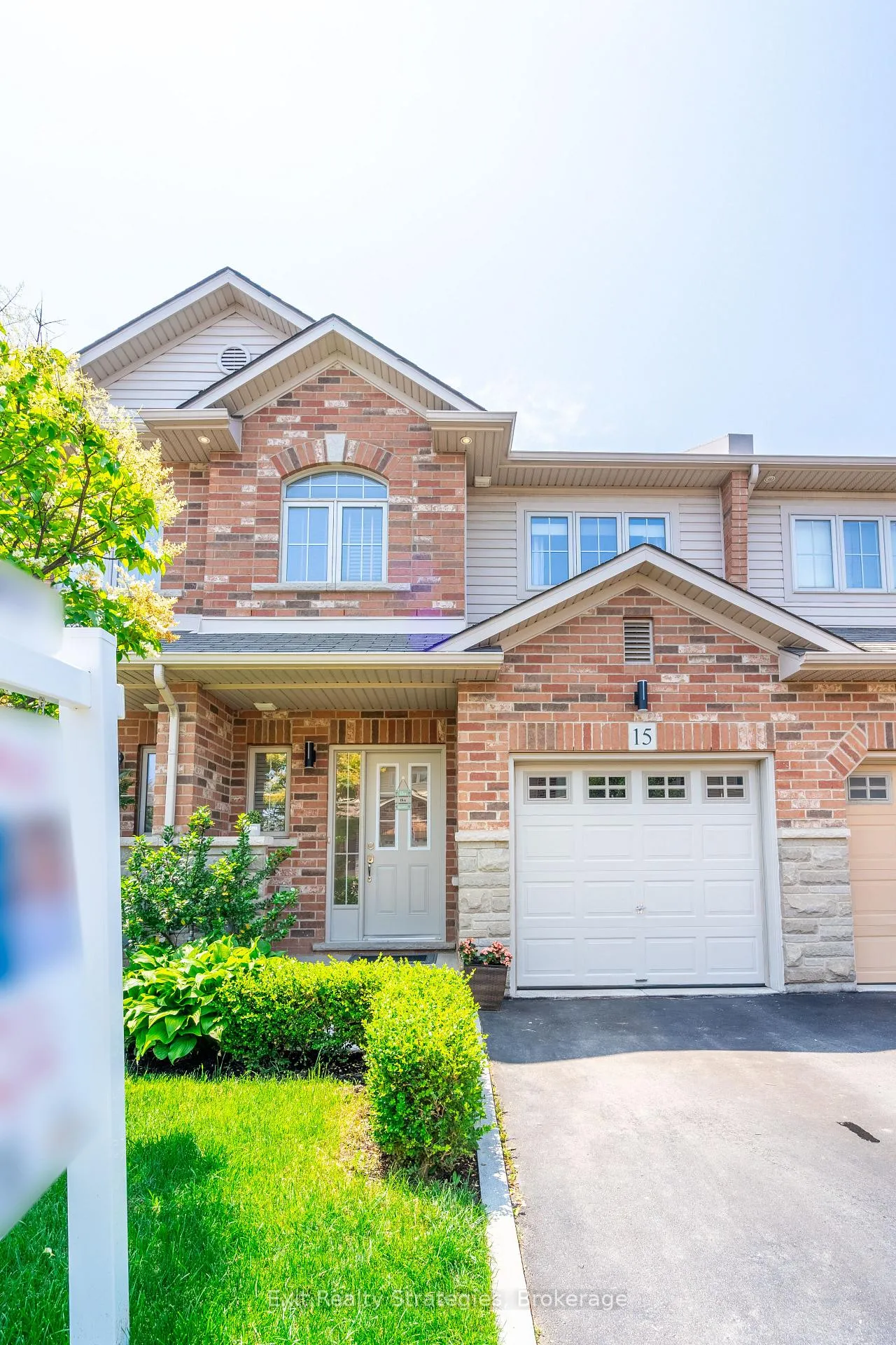 Photo 1 of 15 Marina Point Crescent, Hamilton, Winona — HOMEH