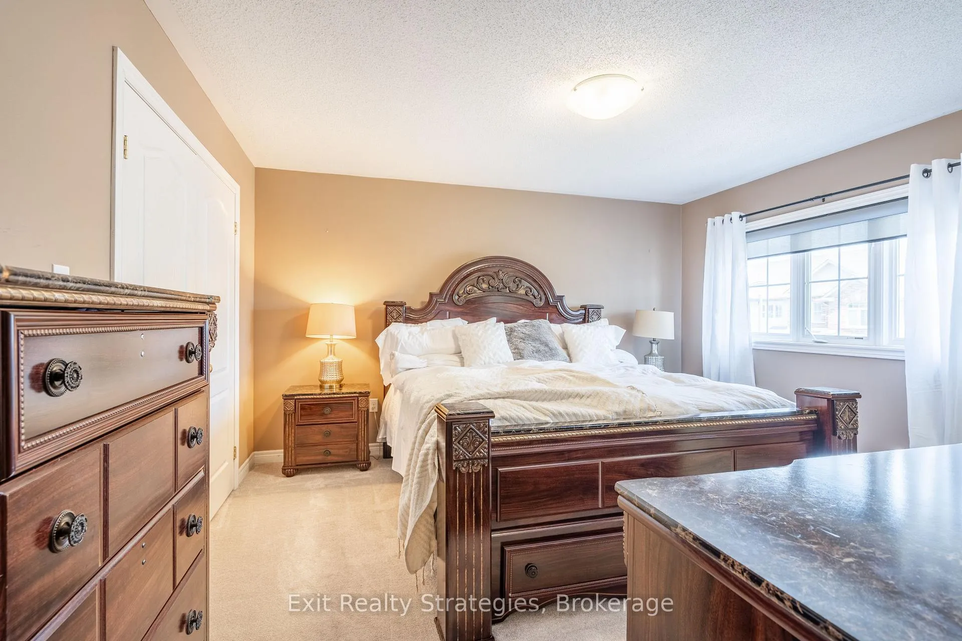 Photo 30 of 15 Marina Point Crescent, Hamilton, Winona — HOMEH