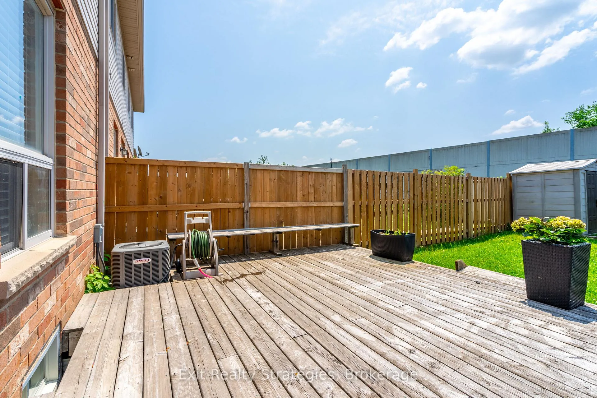 Photo 44 of 15 Marina Point Crescent, Hamilton, Winona — HOMEH