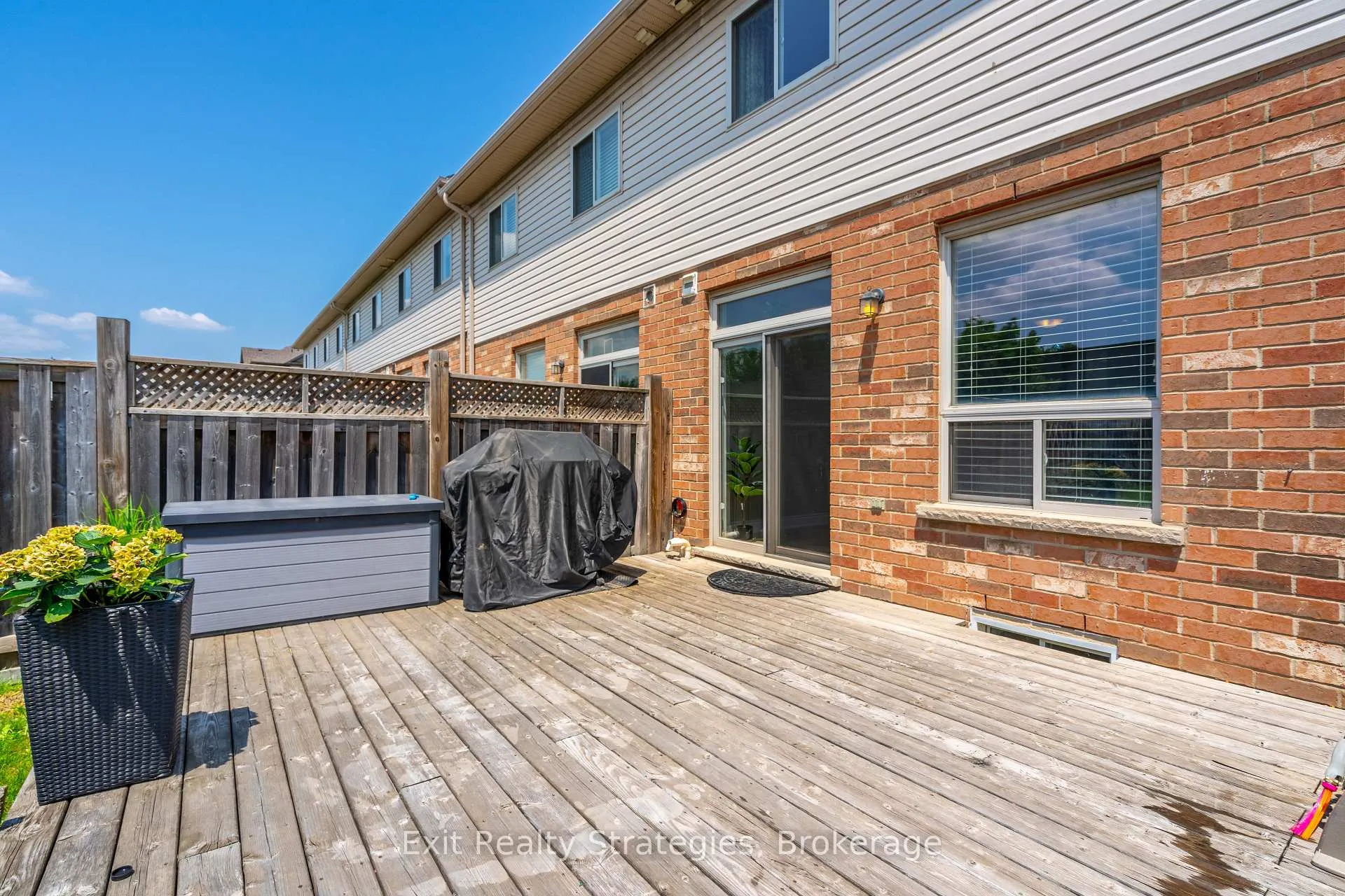 Photo 45 of 15 Marina Point Crescent, Hamilton, Winona — HOMEH