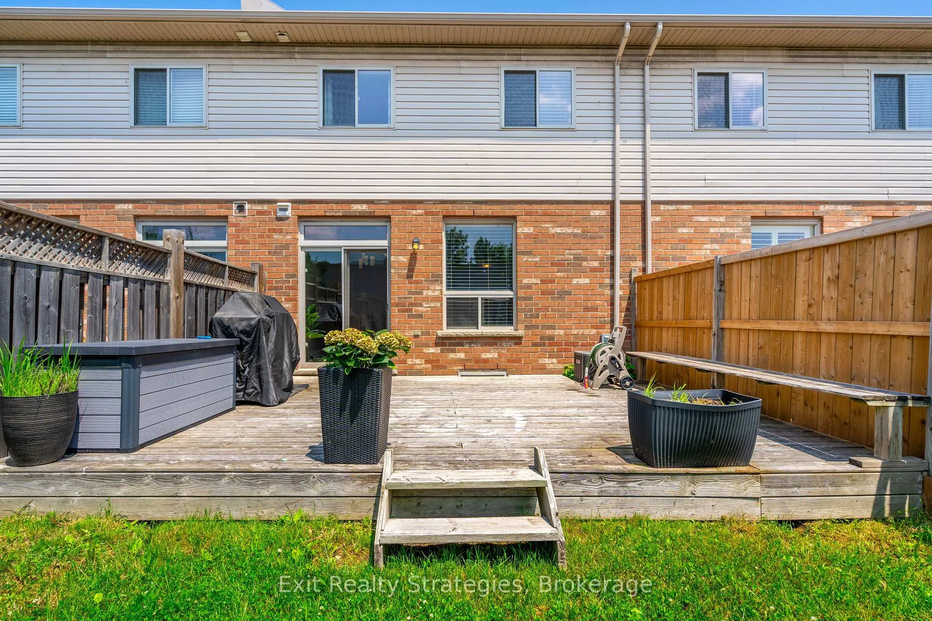 Photo 48 of 15 Marina Point Crescent, Hamilton, Winona — HOMEH