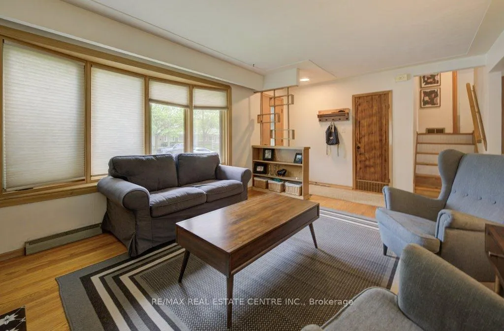 Photo 14 of 248 Fergus Avenue, Kitchener — HOMEH