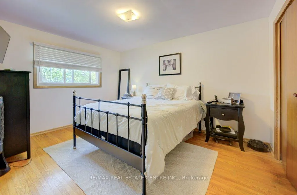 Photo 23 of 248 Fergus Avenue, Kitchener — HOMEH