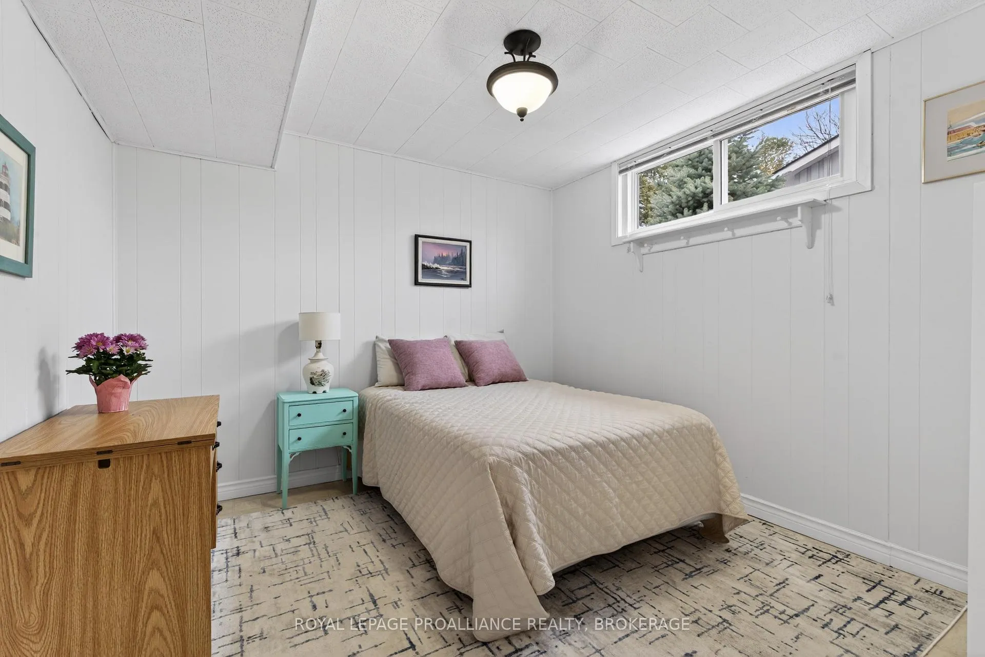 Photo 20 of 810 Camberley Crescent, Kingston, City Southwest — HOMEH