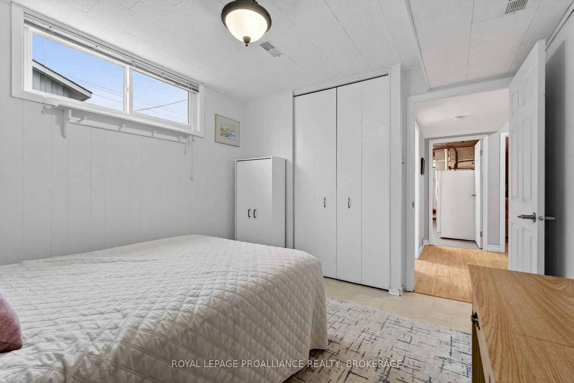 Photo 21 of 810 Camberley Crescent, Kingston, City Southwest — HOMEH