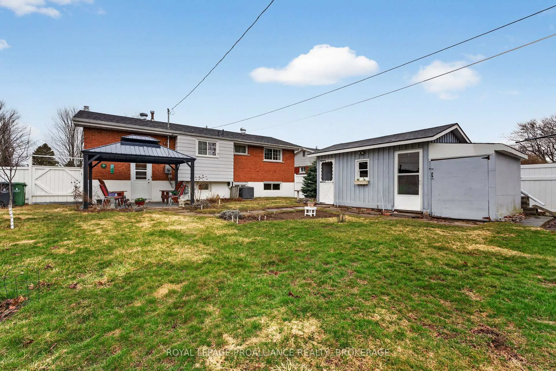 Photo 26 of 810 Camberley Crescent, Kingston, City Southwest — HOMEH