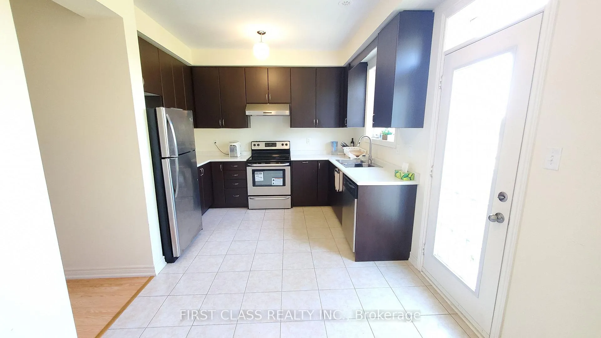 Photo 8 of 40 Roy Grove Way, Markham, Greensborough — HOMEH