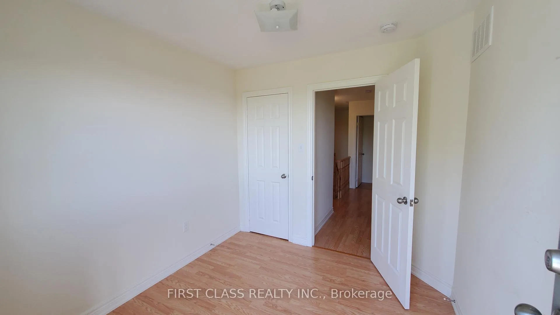 Photo 16 of 40 Roy Grove Way, Markham, Greensborough — HOMEH