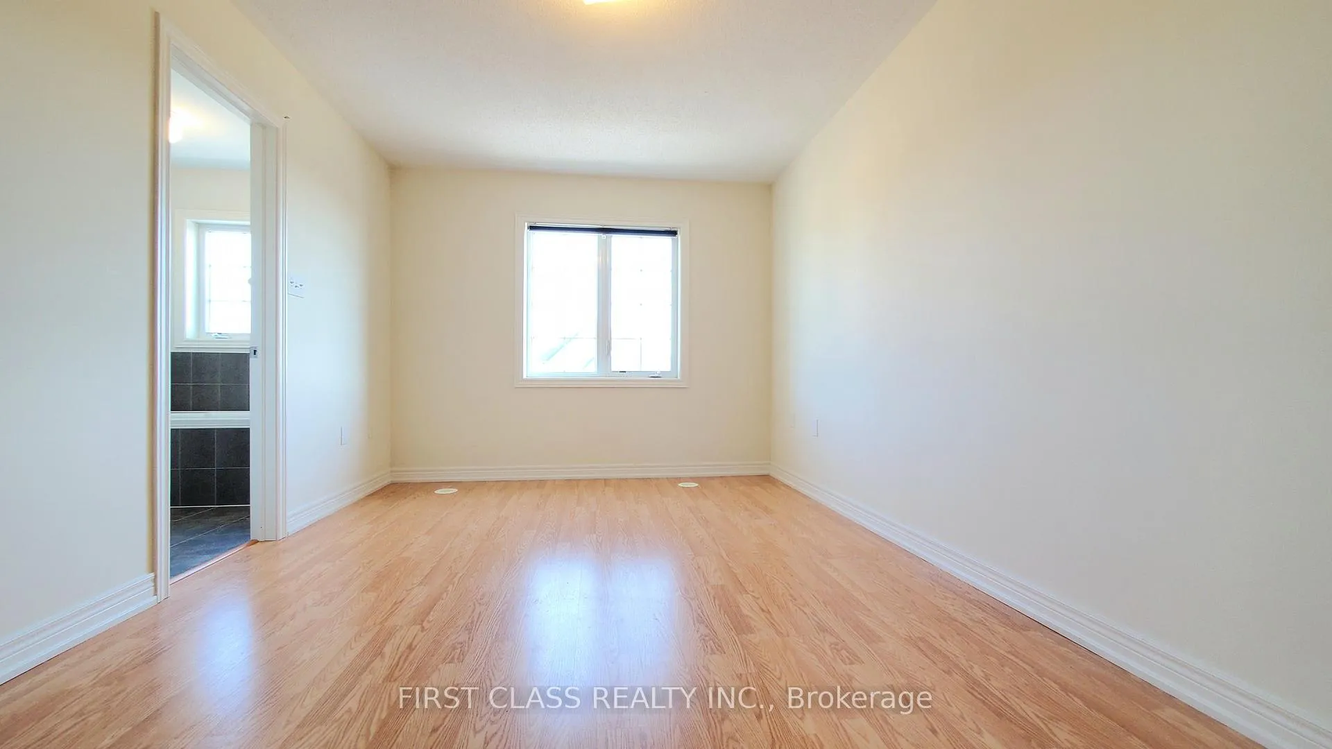 Photo 17 of 40 Roy Grove Way, Markham, Greensborough — HOMEH