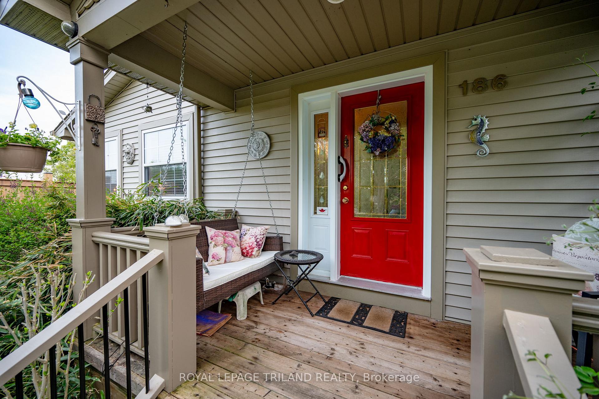 Photo 4 of 186 Charles Street, Central Elgin, Rural Central Elgin — HOMEH