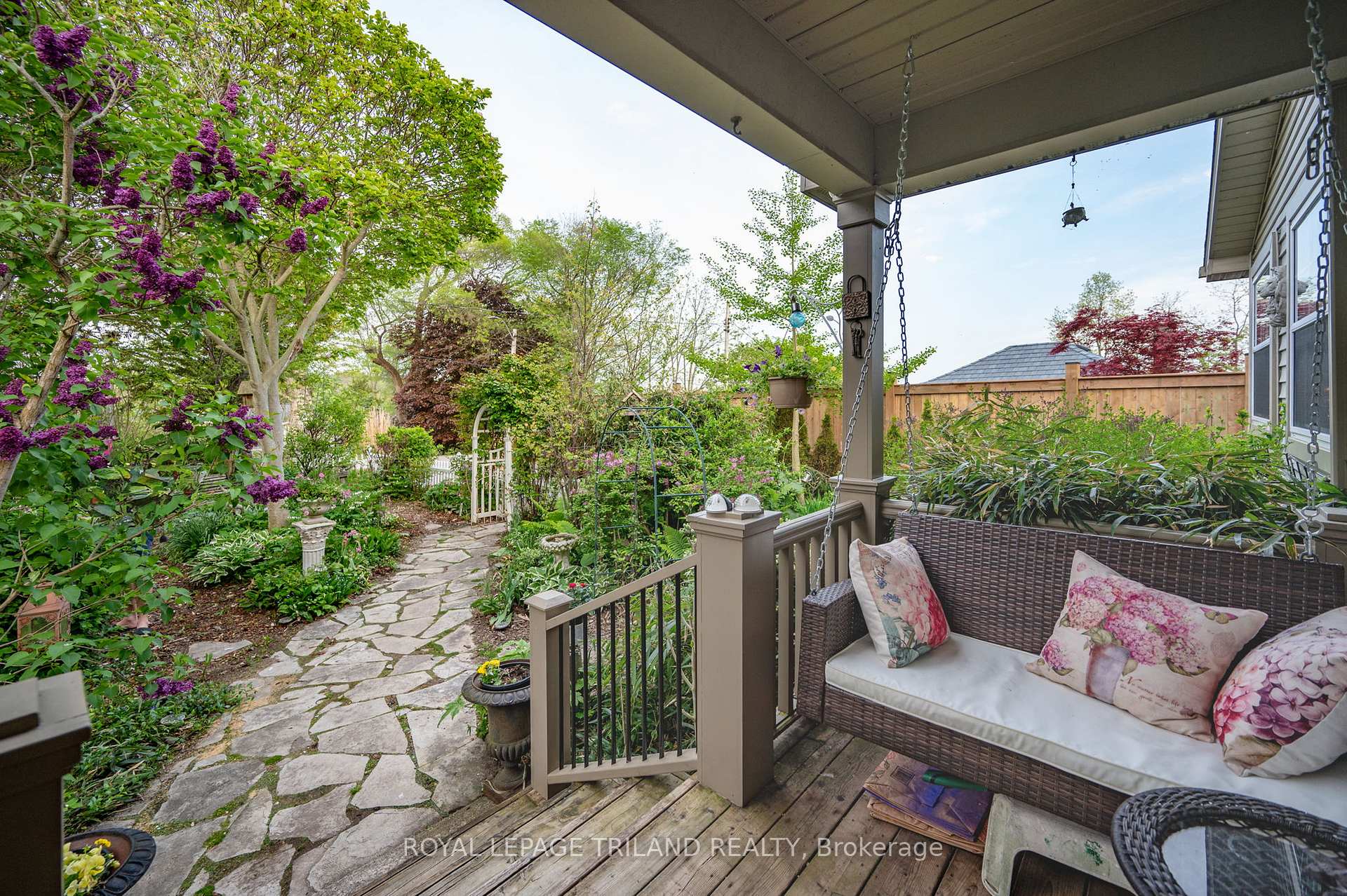 Photo 5 of 186 Charles Street, Central Elgin, Rural Central Elgin — HOMEH