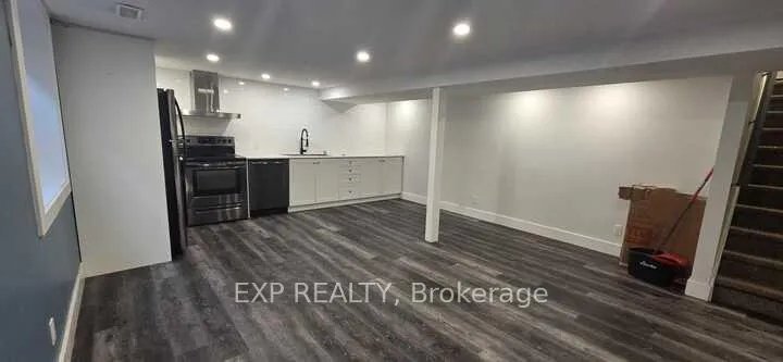 Photo 6 of Unit B, 96 Geneva Crescent, Kitchener — HOMEH