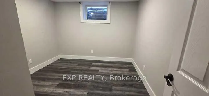 Photo 10 of Unit B, 96 Geneva Crescent, Kitchener — HOMEH