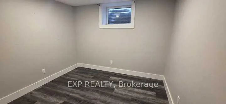 Photo 11 of Unit B, 96 Geneva Crescent, Kitchener — HOMEH