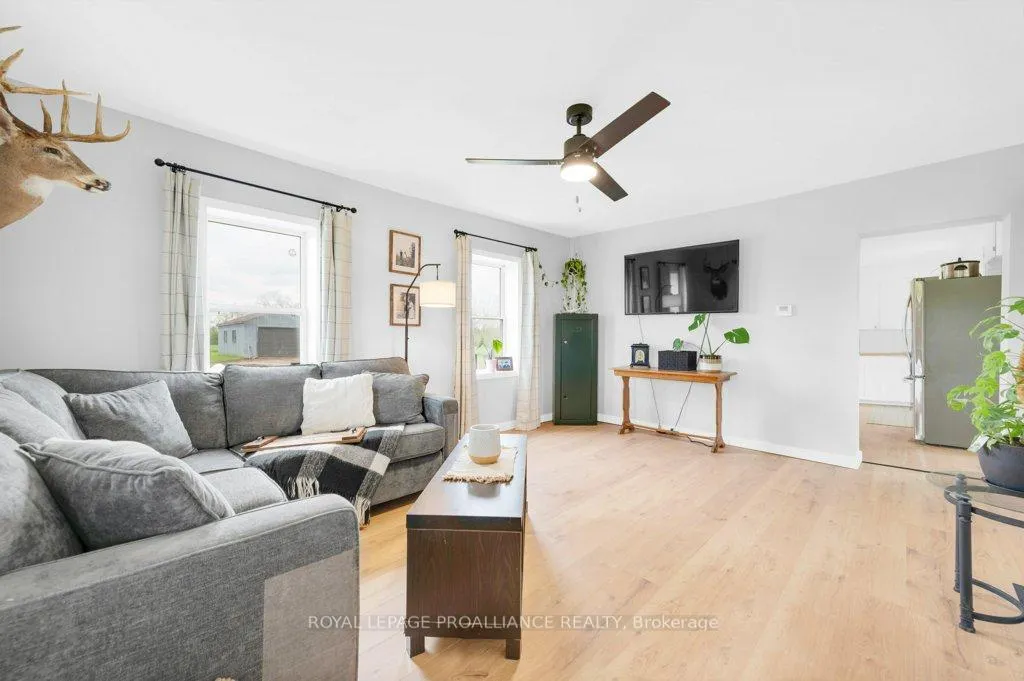 Photo 4 of 878 Barry Road, Madoc — HOMEH