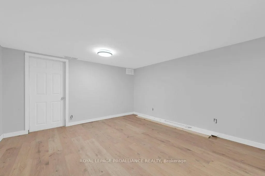 Photo 21 of 878 Barry Road, Madoc — HOMEH