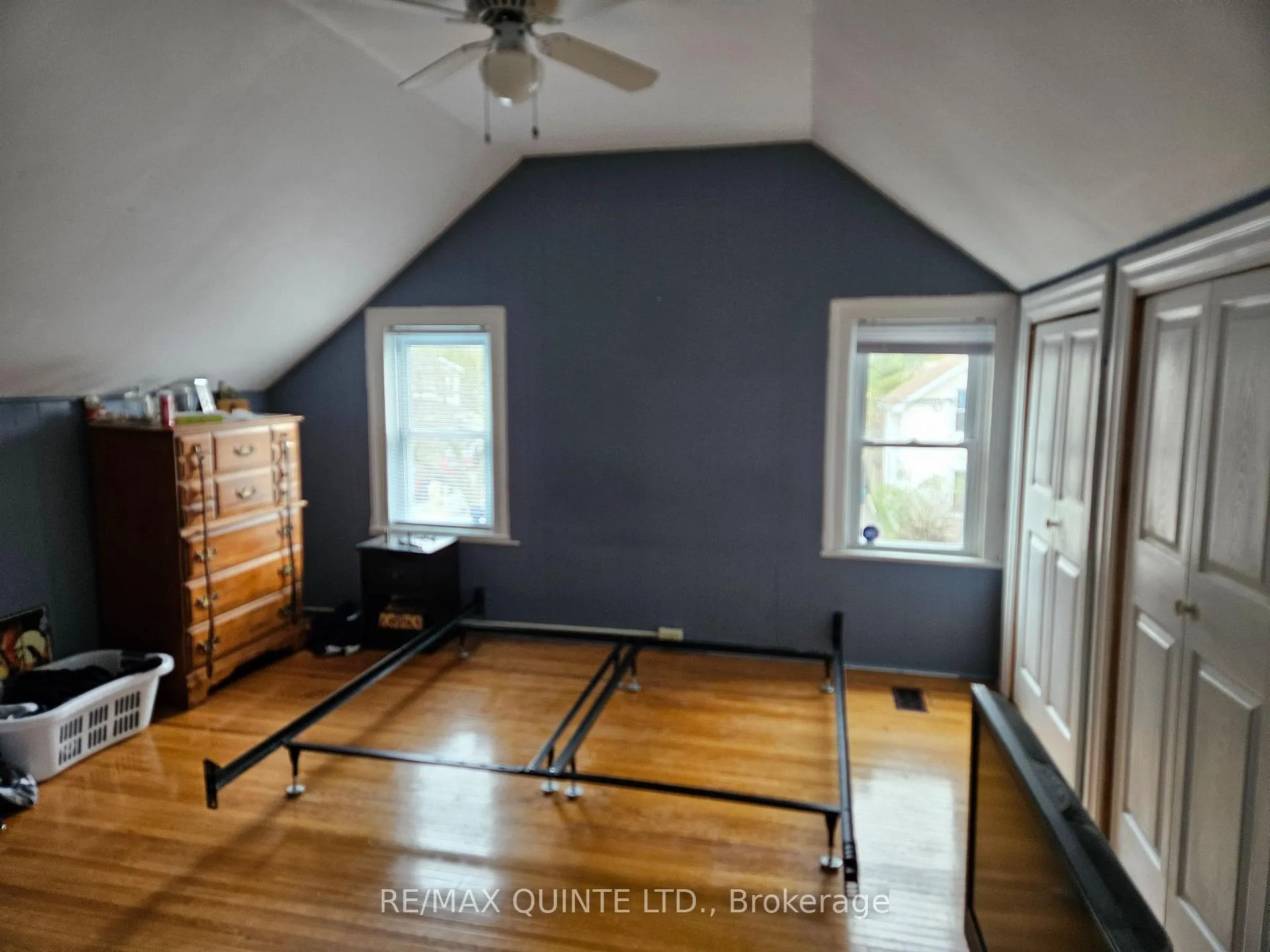 Photo 12 of 72 Cedar Street, Belleville — HOMEH