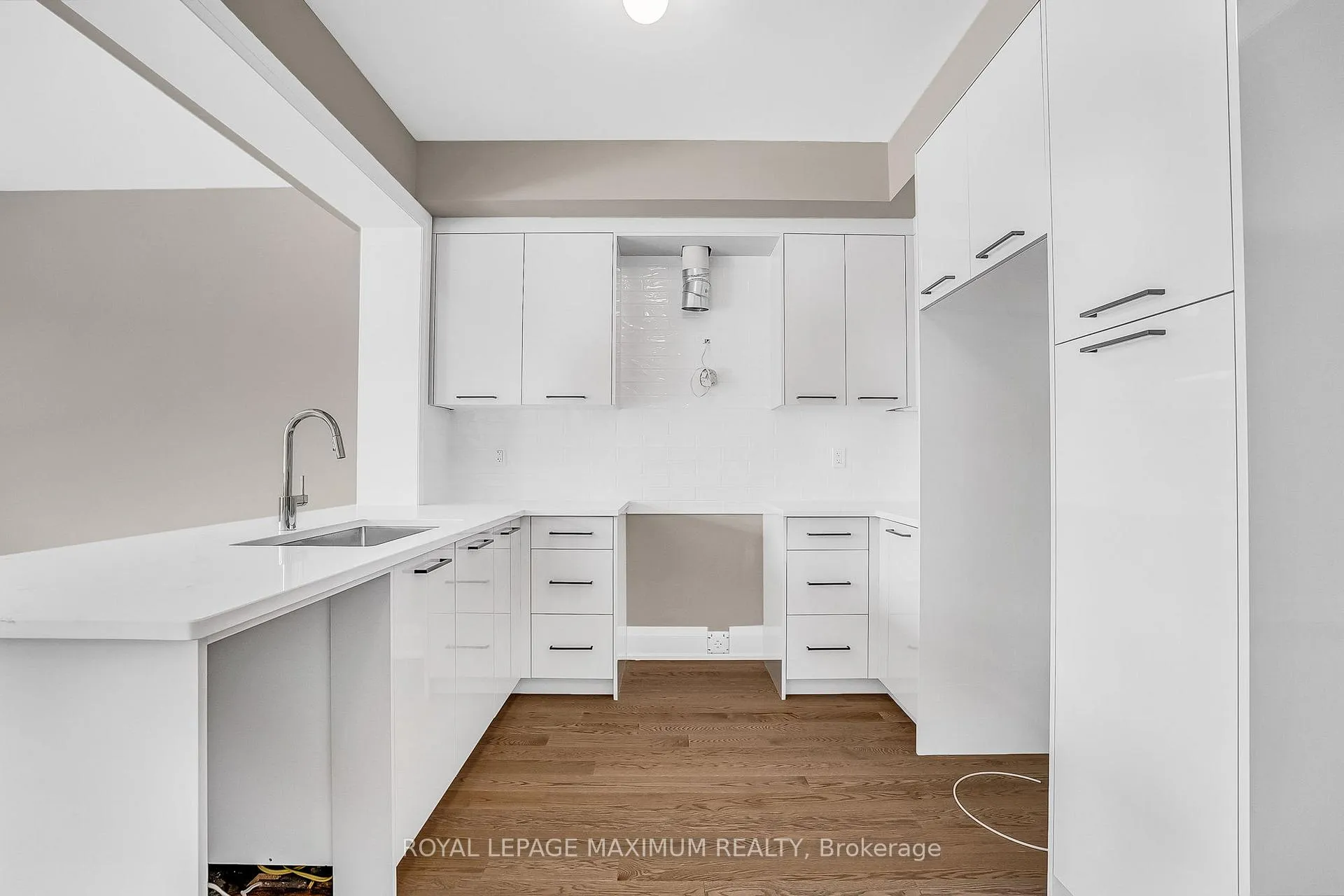 Photo 10 of 147 Closson Drive, Whitby, Rural Whitby — HOMEH