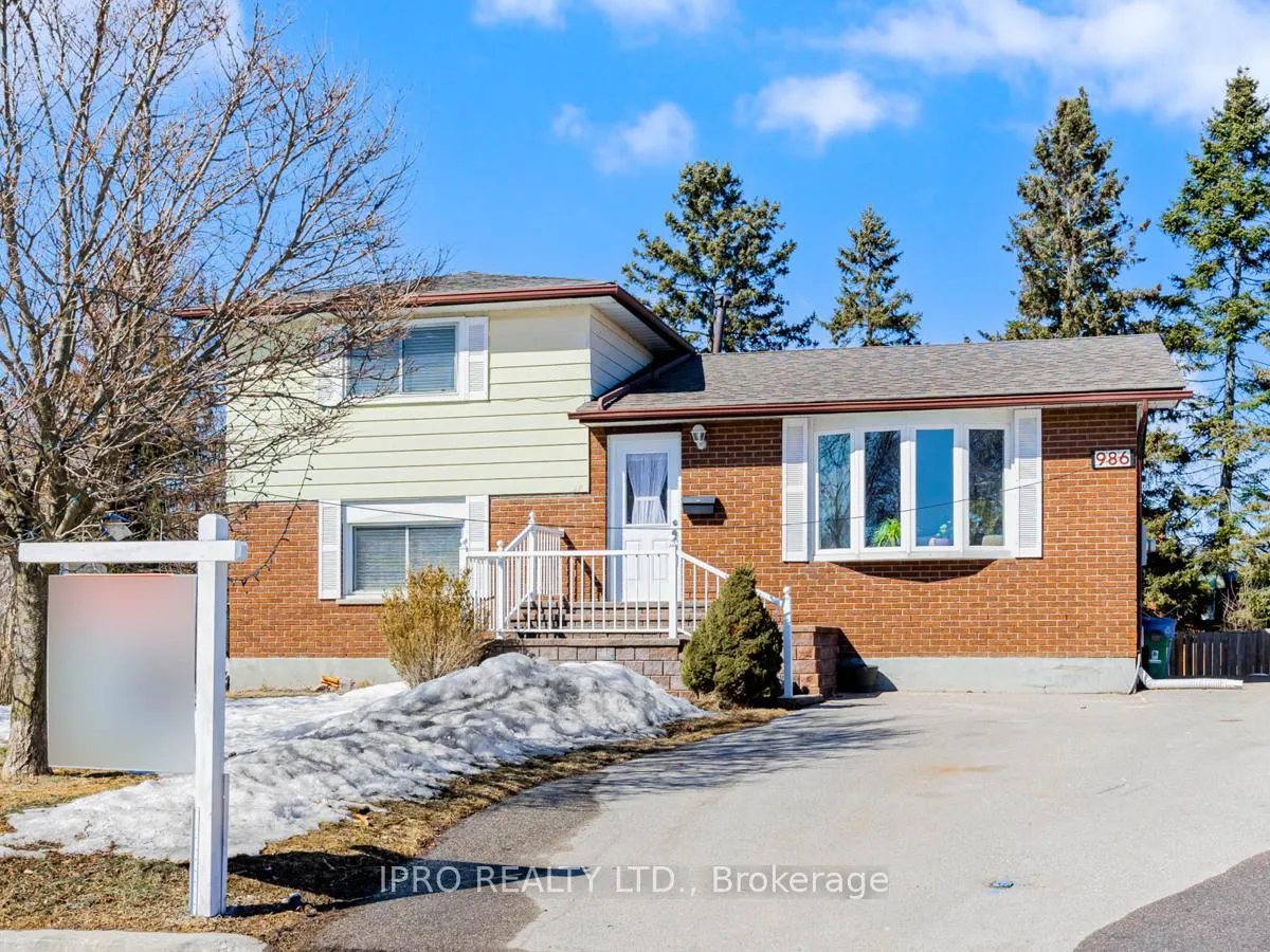 Photo 2 of 986 Brenda Court, Oshawa, Donevan — HOMEH