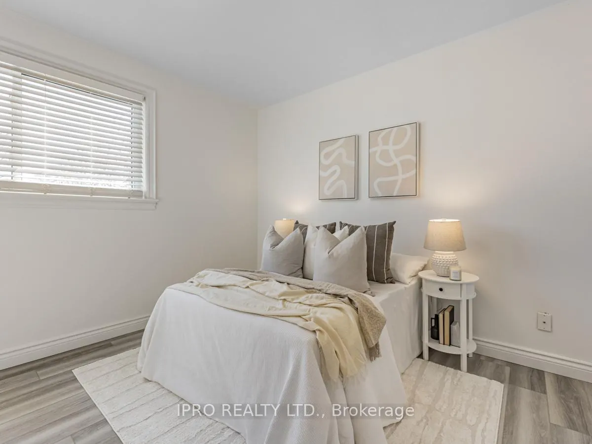Photo 21 of 986 Brenda Court, Oshawa, Donevan — HOMEH
