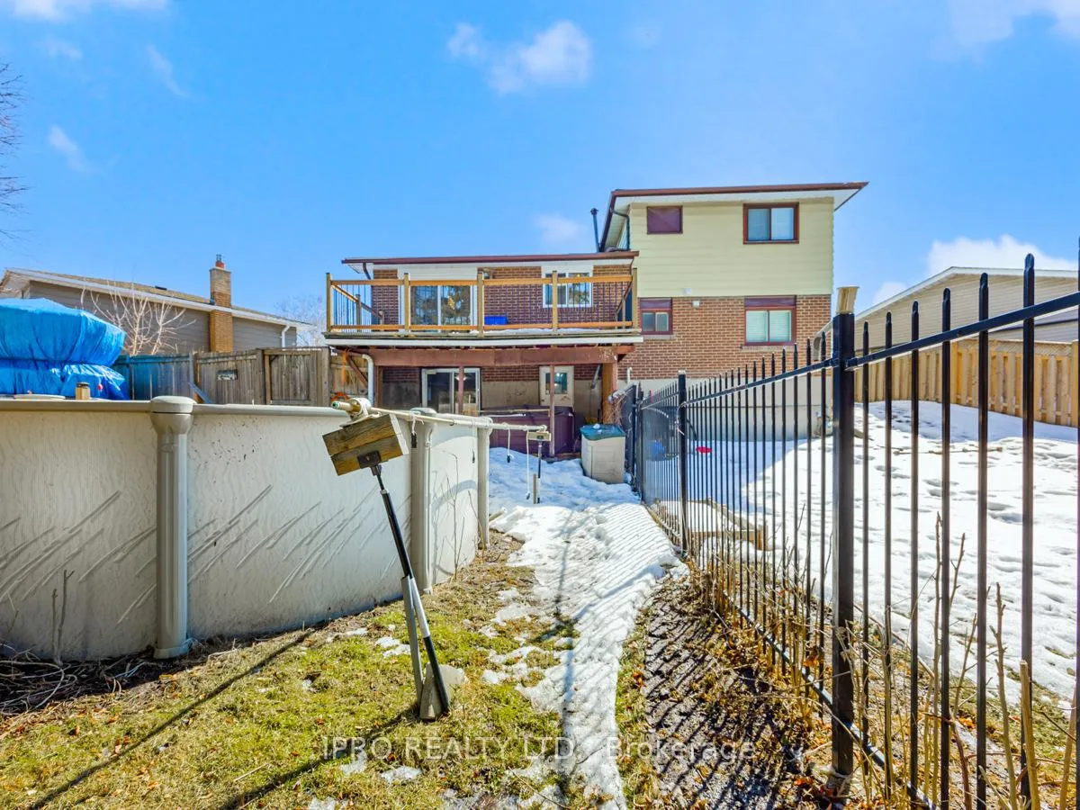 Photo 36 of 986 Brenda Court, Oshawa, Donevan — HOMEH