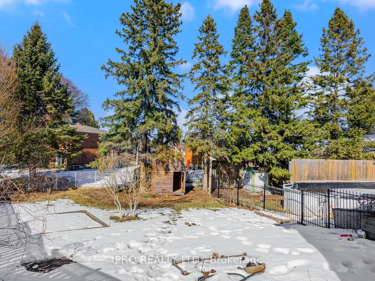 Photo 38 of 986 Brenda Court, Oshawa, Donevan — HOMEH