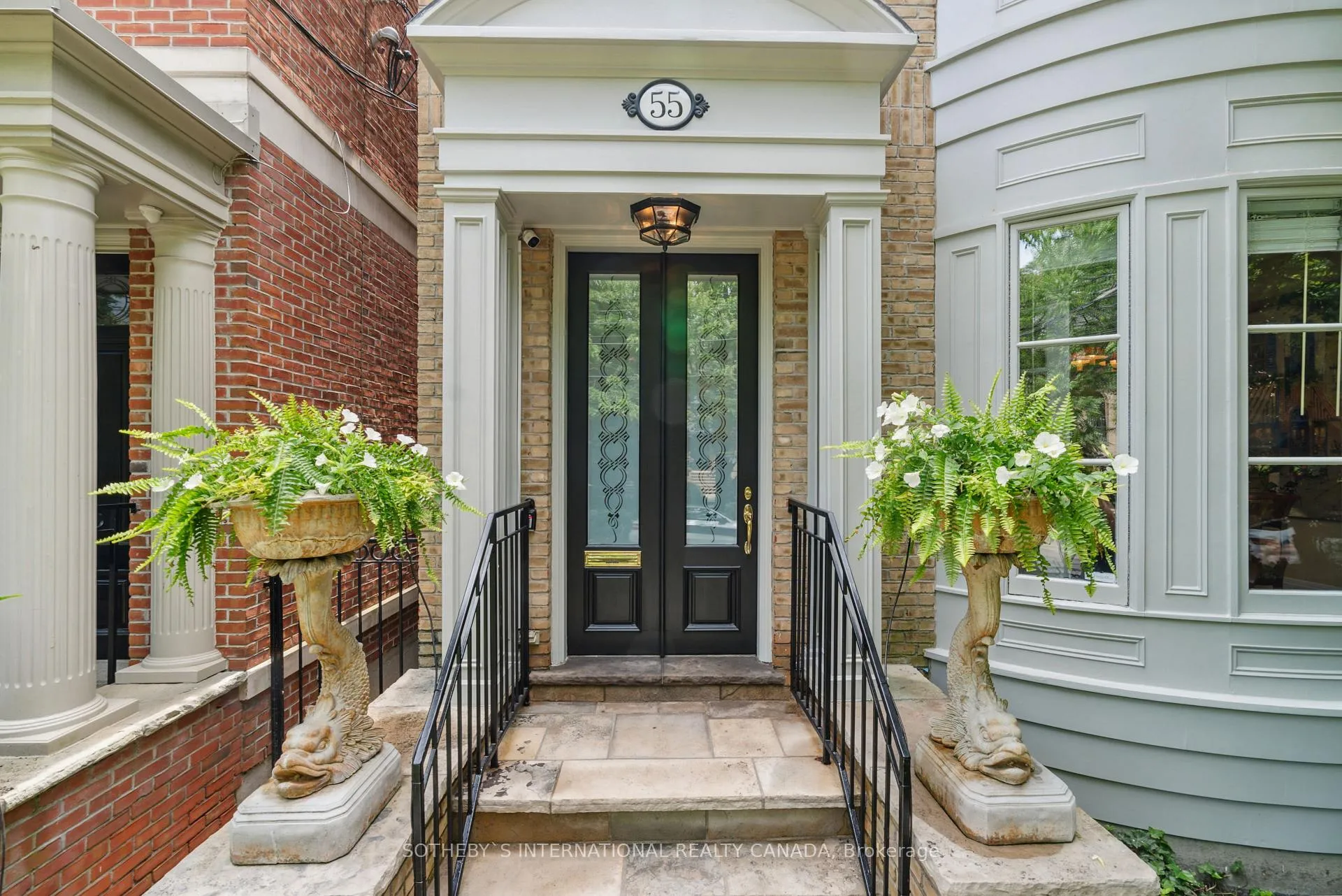Photo 2 of 55 Lowther Avenue, Toronto, The Annex — HOMEH