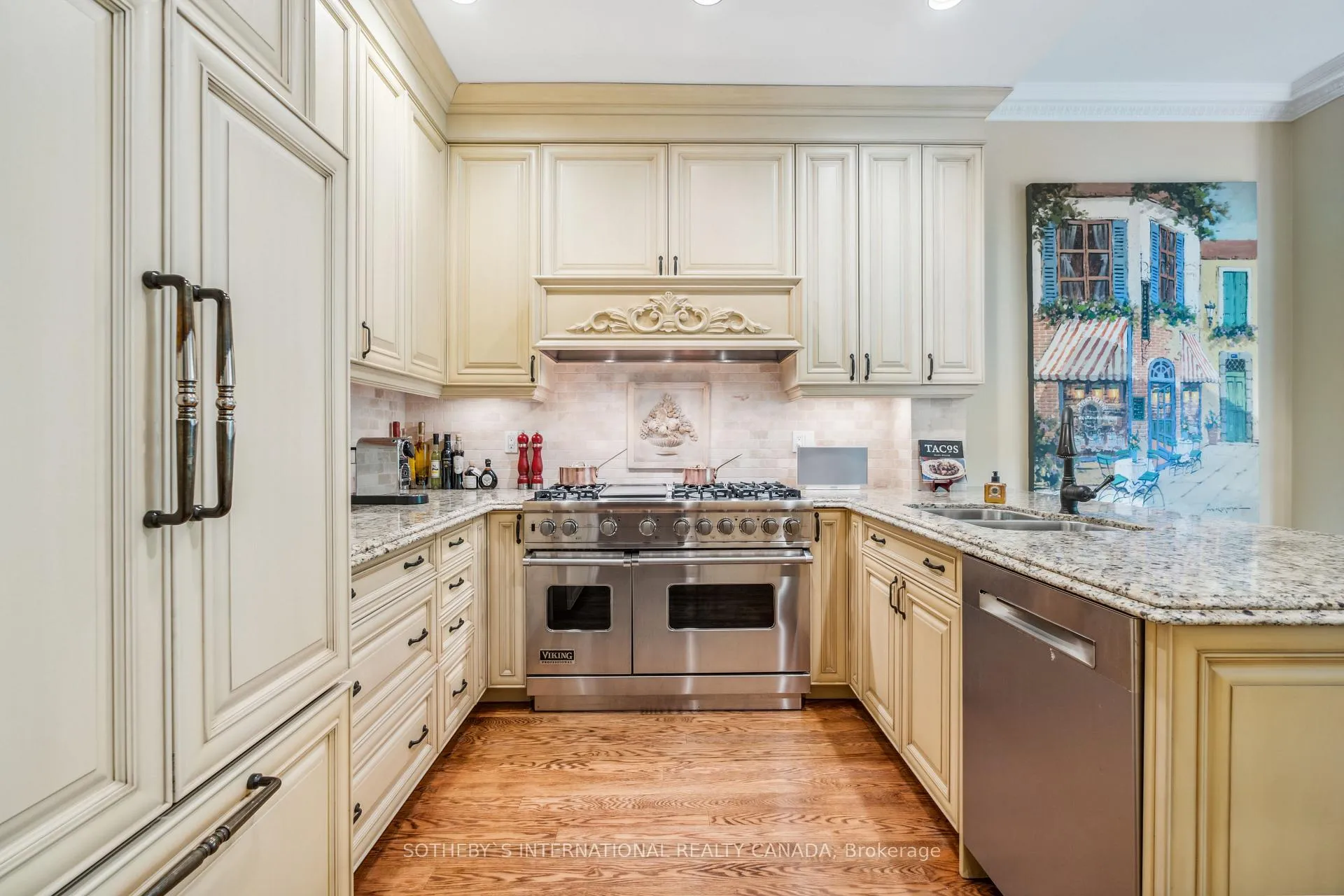 Photo 10 of 55 Lowther Avenue, Toronto, The Annex — HOMEH