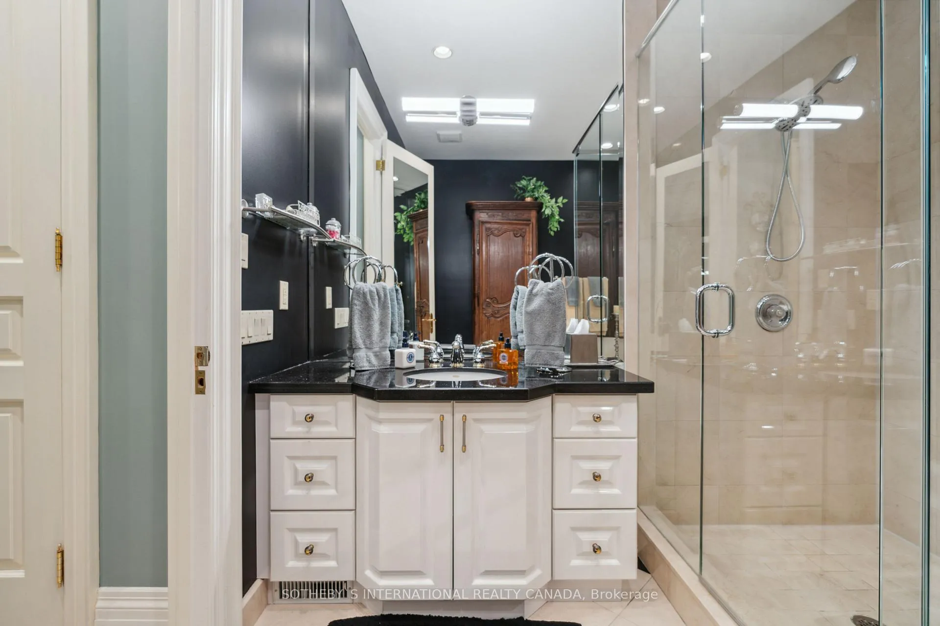 Photo 23 of 55 Lowther Avenue, Toronto, The Annex — HOMEH