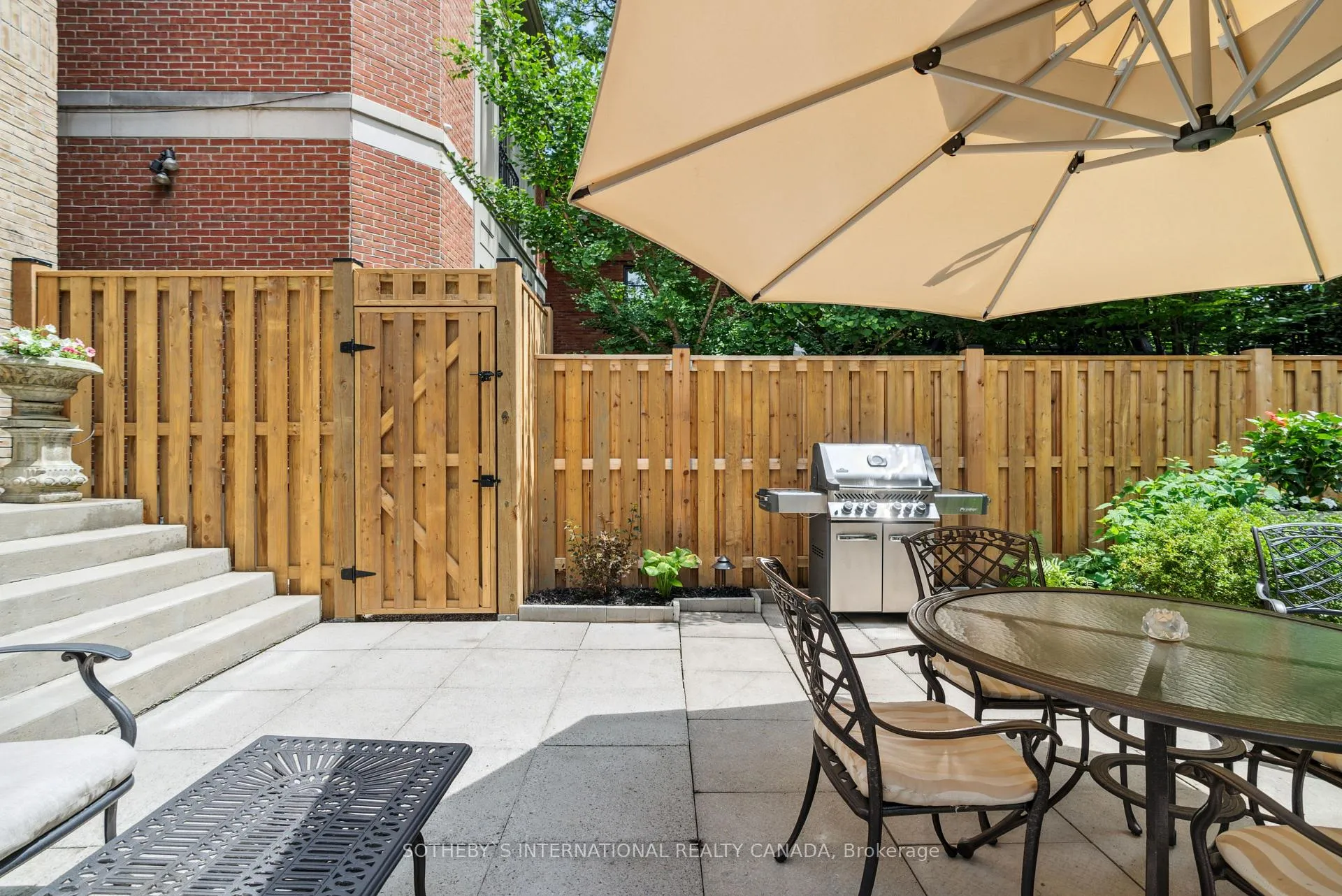 Photo 38 of 55 Lowther Avenue, Toronto, The Annex — HOMEH